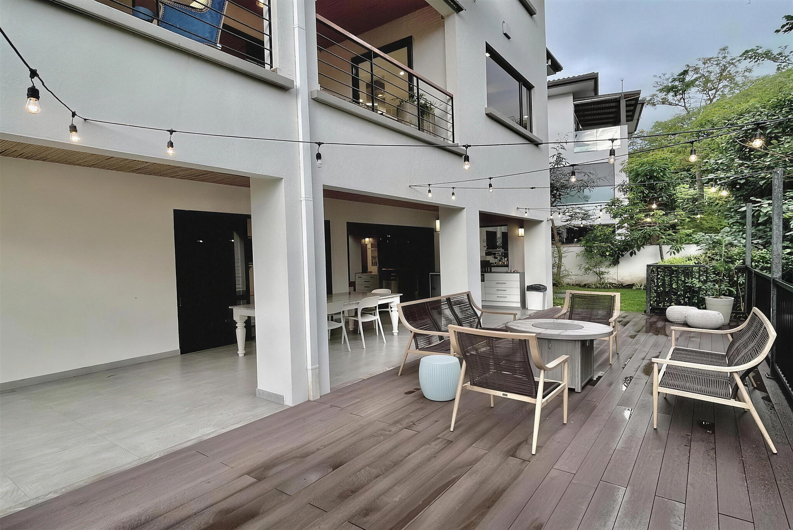 Casa en Homes 22, Lomas del Valle en Pozos, Santa Ana, Costa Rica