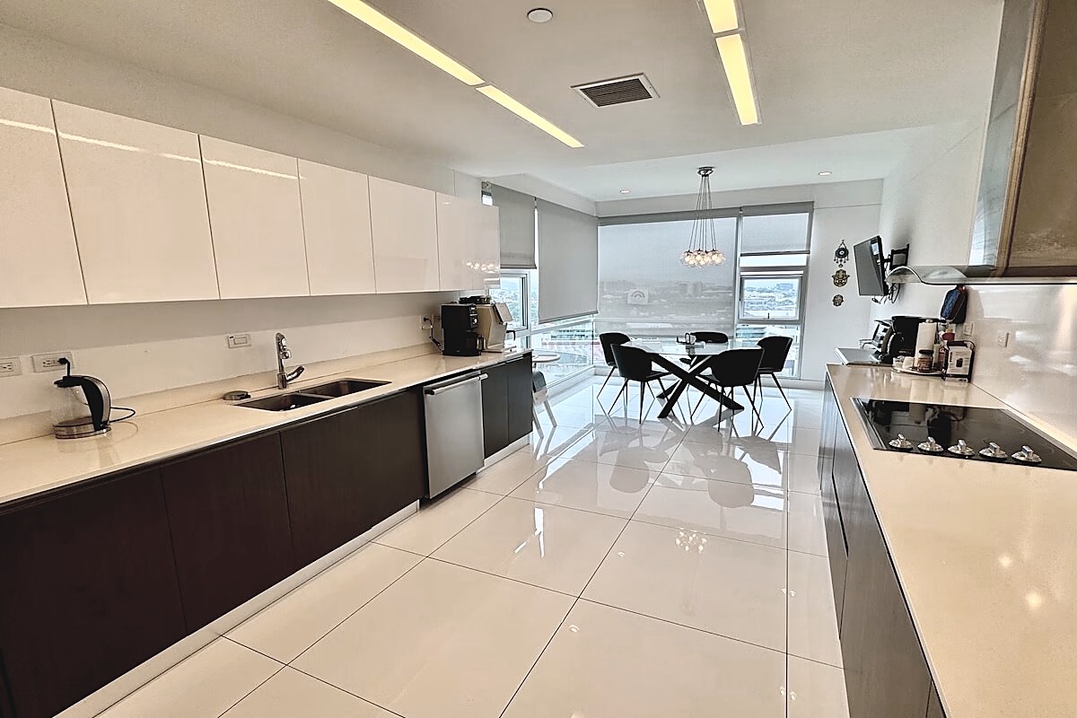 Apartment in Central Park Condominium, Escazu, foto 16 of 36, San Rafael, Escazu, Costa Rica