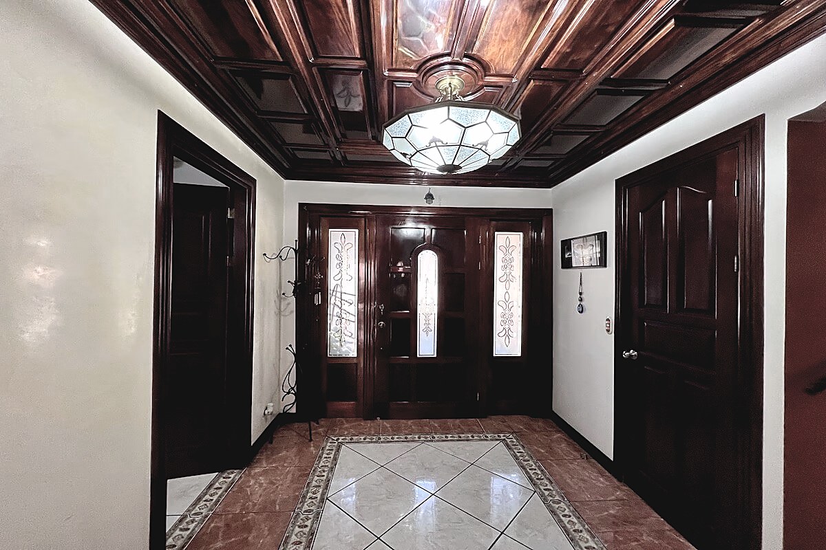 Two Story House in Barrio Los Colegios, Moravia, foto 4 of 30, San Vicente, Moravia, Costa Rica