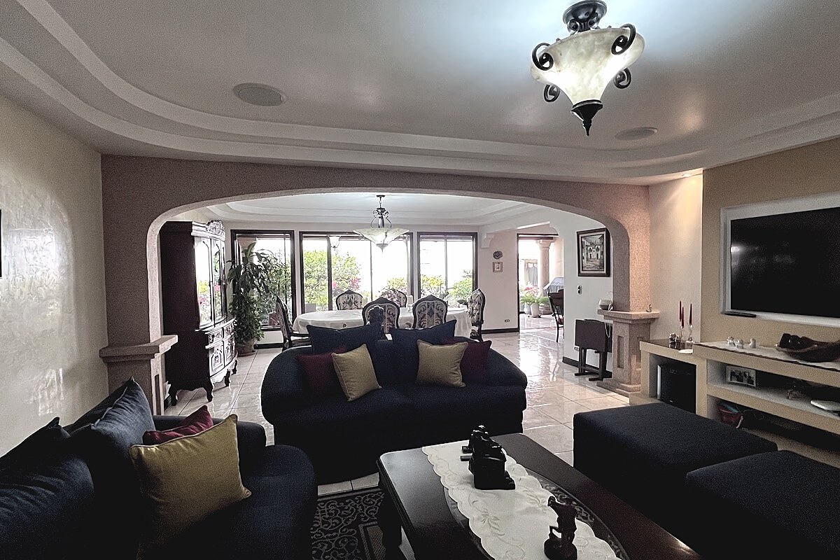 Two Story House in Barrio Los Colegios, Moravia, foto 9 of 30, San Vicente, Moravia, Costa Rica