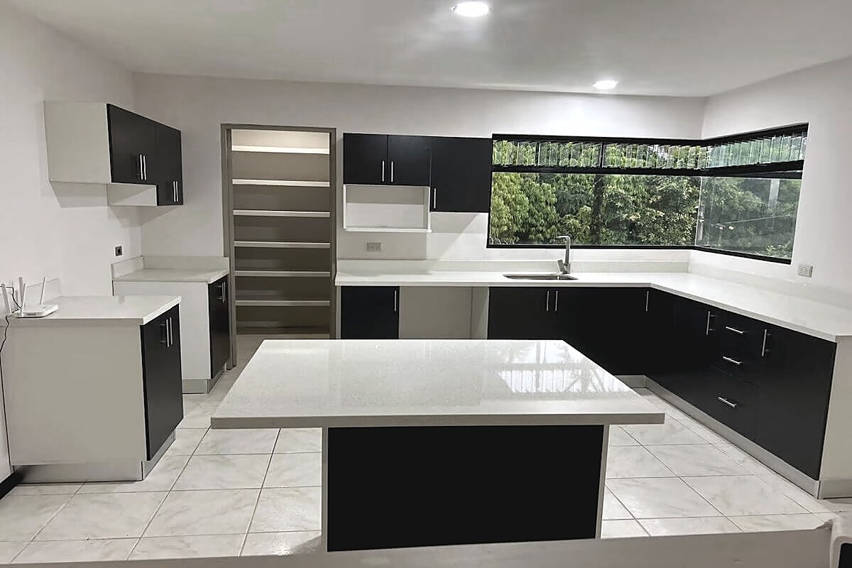 Casa de 3 Niveles Remodelada con Vista en Bello Horizonte de Escazú, foto 15 de 39, San Rafael, Escazú, Costa Rica