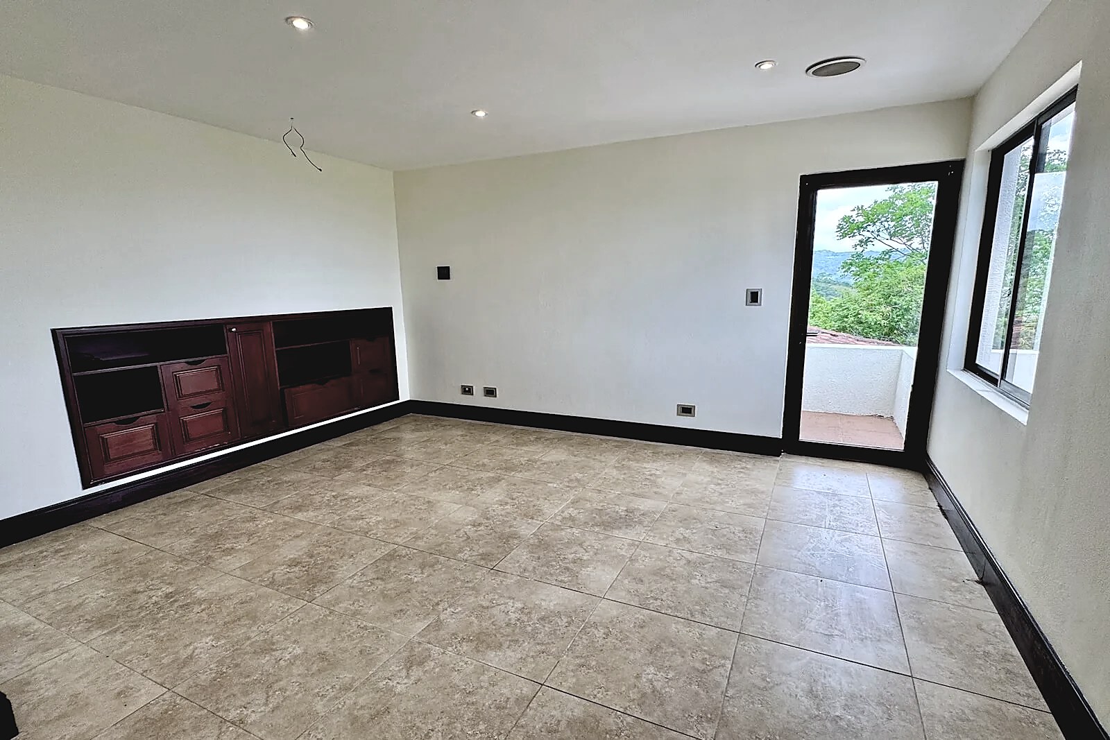 Four Level House with Great View in Los Bambues, Ciudad Colon, foto 31 of 48, Colon, Mora, Costa Rica