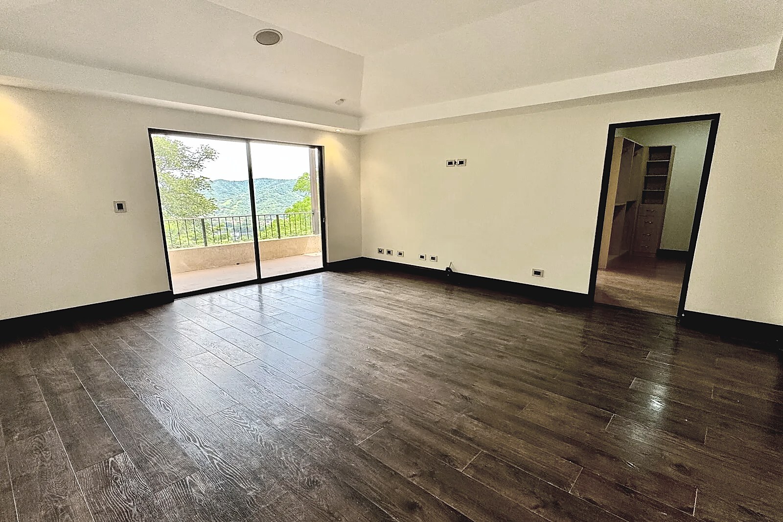 Four Level House with Great View in Los Bambues, Ciudad Colon, foto 34 of 48, Colon, Mora, Costa Rica