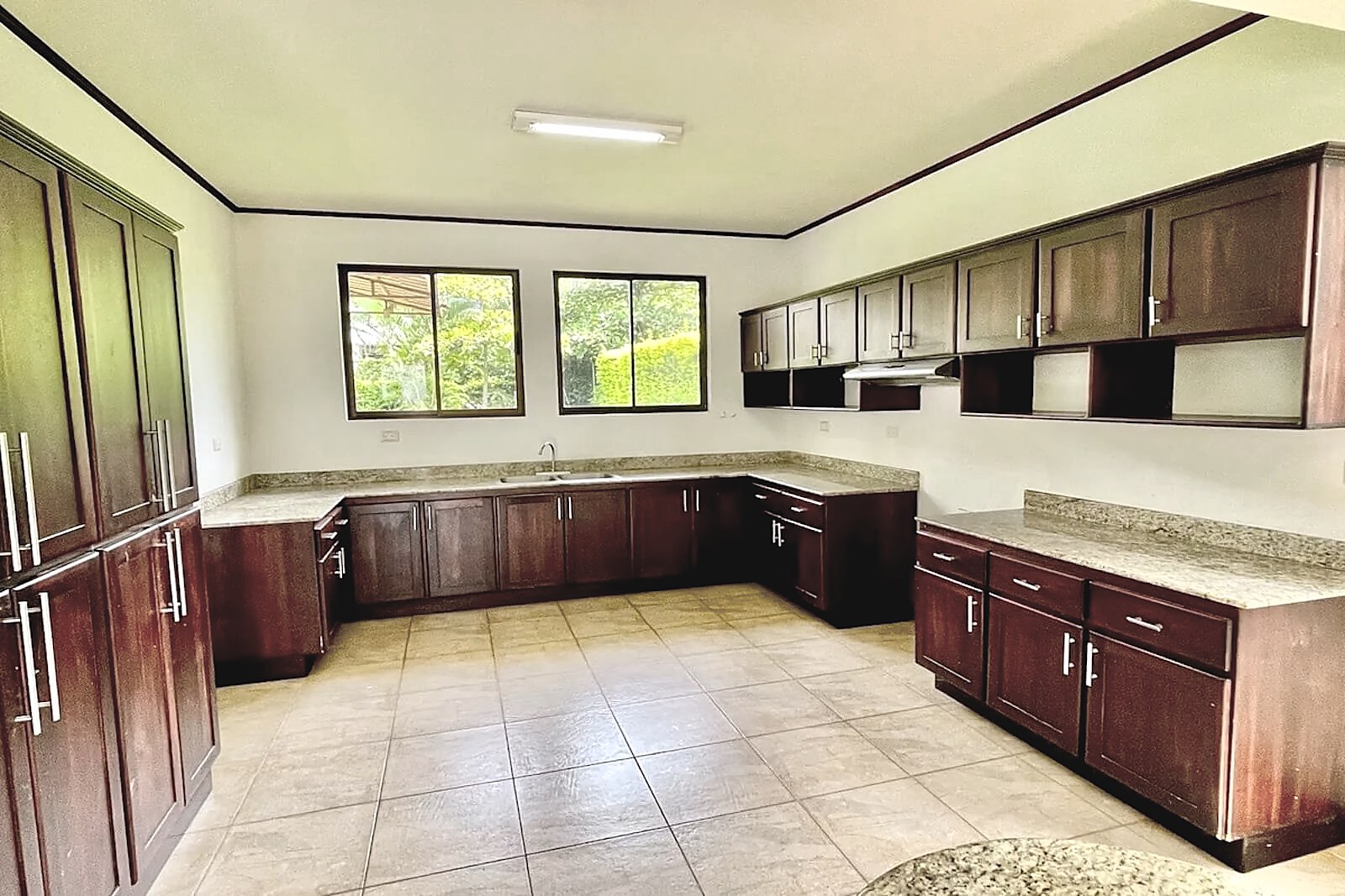 House in Bosque Dorado Community with Pool, Piedades, foto 15 of 39, Piedades, Santa Ana, Costa Rica