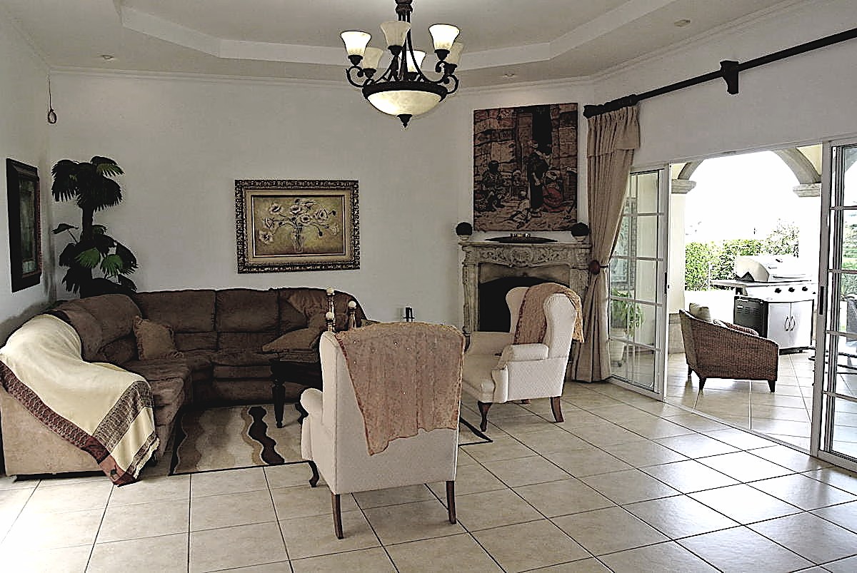 Casa Independiente en La Caraña, foto 5 de 32, Santa Ana, Costa Rica