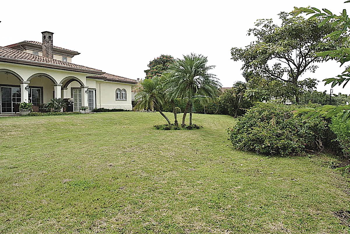 Casa Independiente en La Caraña, foto 31 de 32, Santa Ana, Costa Rica