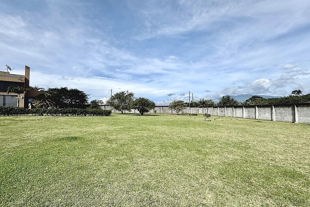 Independent House with Large Lot in San Isidro de Heredia, foto 29 of 30, San Isidro, Costa Rica