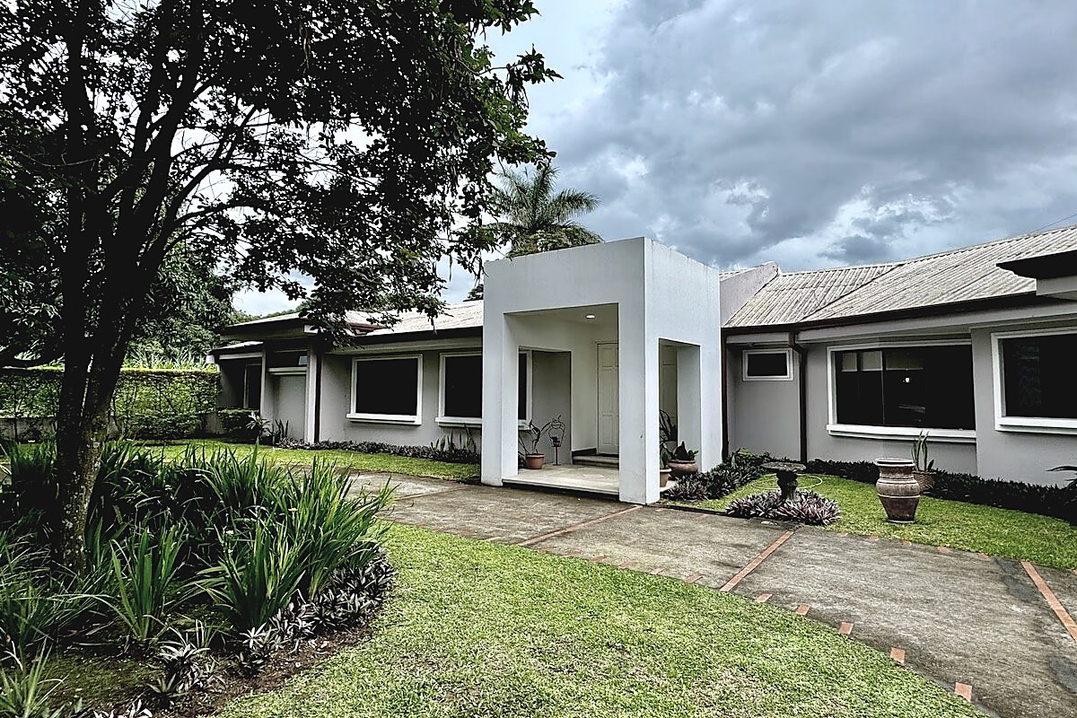 Single Level House in San Antonio de Belen, foto 2 of 30, La Ribera, Belen, Costa Rica