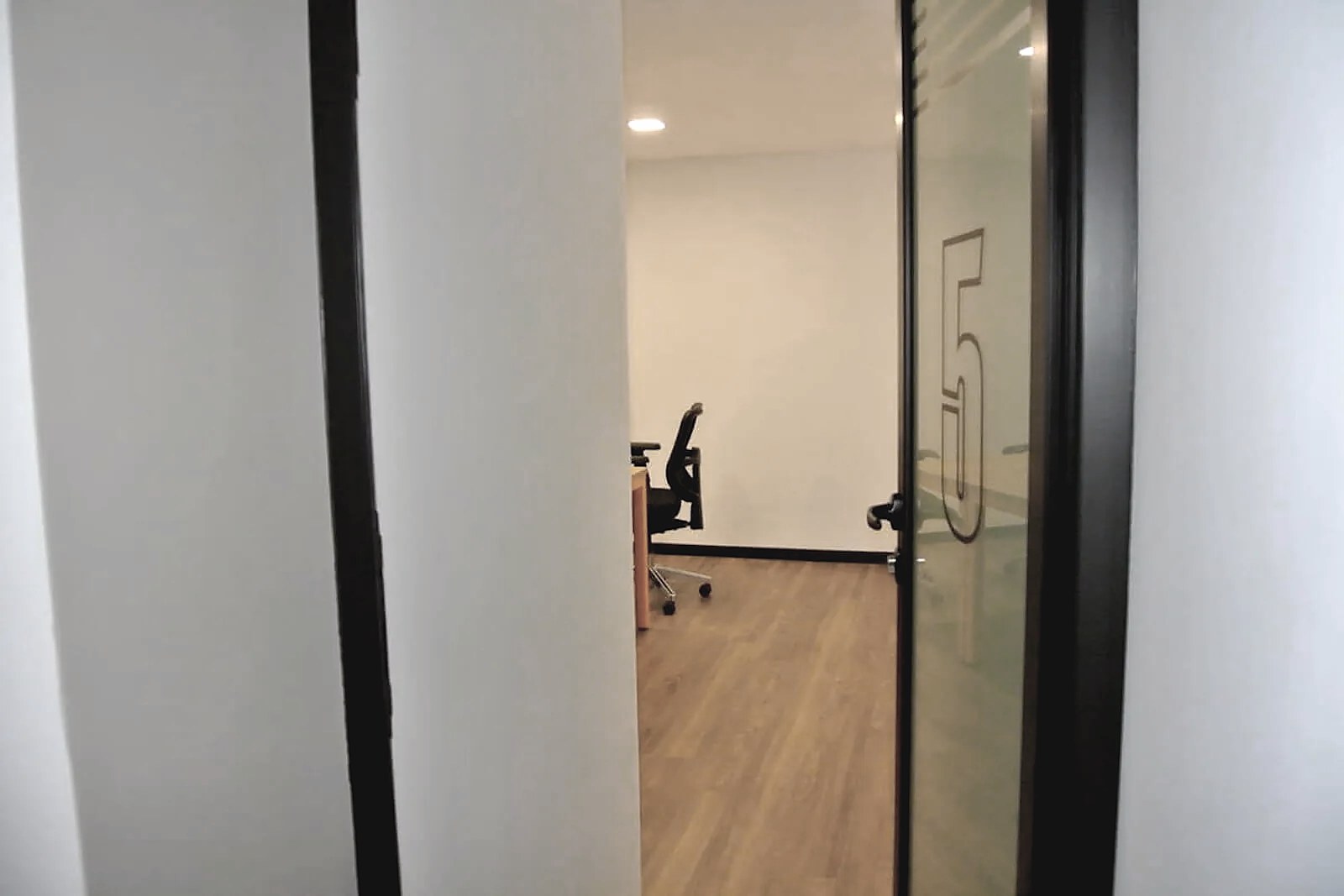 2 EDIFICIOS DE OFICINAS TOTALMENTE REMODELADOS Y EQUIPADOS, foto 19 de 47, Mata Redonda, San José, Costa Rica