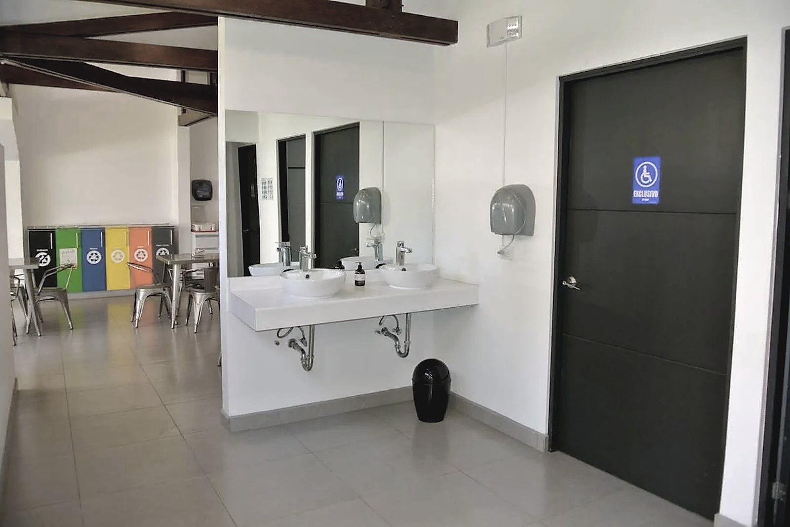 2 EDIFICIOS DE OFICINAS TOTALMENTE REMODELADOS Y EQUIPADOS, foto 21 de 47, Mata Redonda, San José, Costa Rica