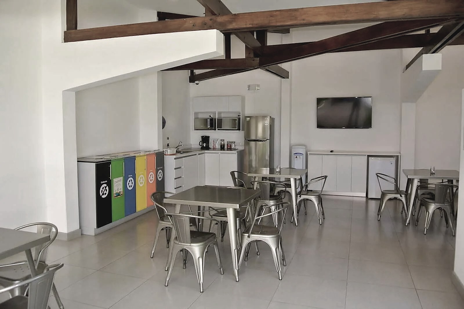 2 EDIFICIOS DE OFICINAS TOTALMENTE REMODELADOS Y EQUIPADOS, foto 23 de 47, Mata Redonda, San José, Costa Rica