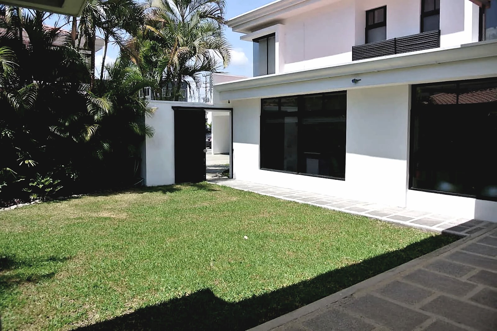 2 EDIFICIOS DE OFICINAS TOTALMENTE REMODELADOS Y EQUIPADOS, foto 25 de 47, Mata Redonda, San José, Costa Rica