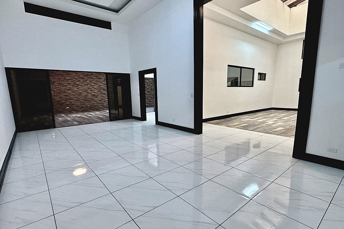 House Set Up for Offices in Rohrmoser, foto 2 of 17, Mata Redonda, San Jose, Costa Rica
