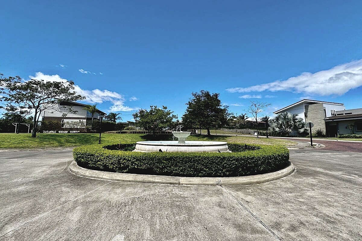 Lote en Condominio Riviera, foto 3 de 24, San Rafael, Alajuela, Costa Rica