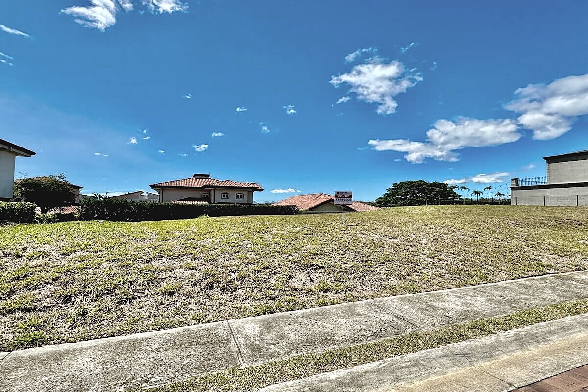 Lote en Condominio Riviera, foto 4 de 24, San Rafael, Alajuela, Costa Rica